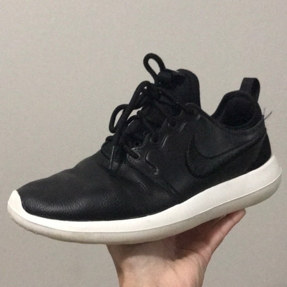 nike shoes leather womens